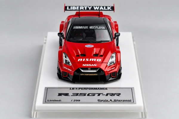 Nissan GT-R R35 Liberty Walk Silhouette GT 红色·NISMO涂装·黑轮 1:64，封面