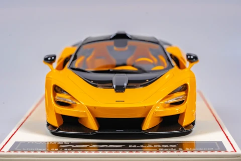 720S N-Largo · 黄色 / 黑色，封面