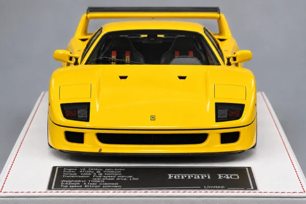 Ferrari F40 黄色·金色轮毂·黑内饰 1:18，封面