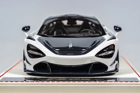 720S · 黑白熊猫，封面