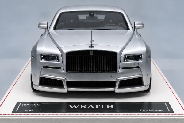 Rolls-Royce Wraith Overdose 银色·黑色轮毂 1:18，封面